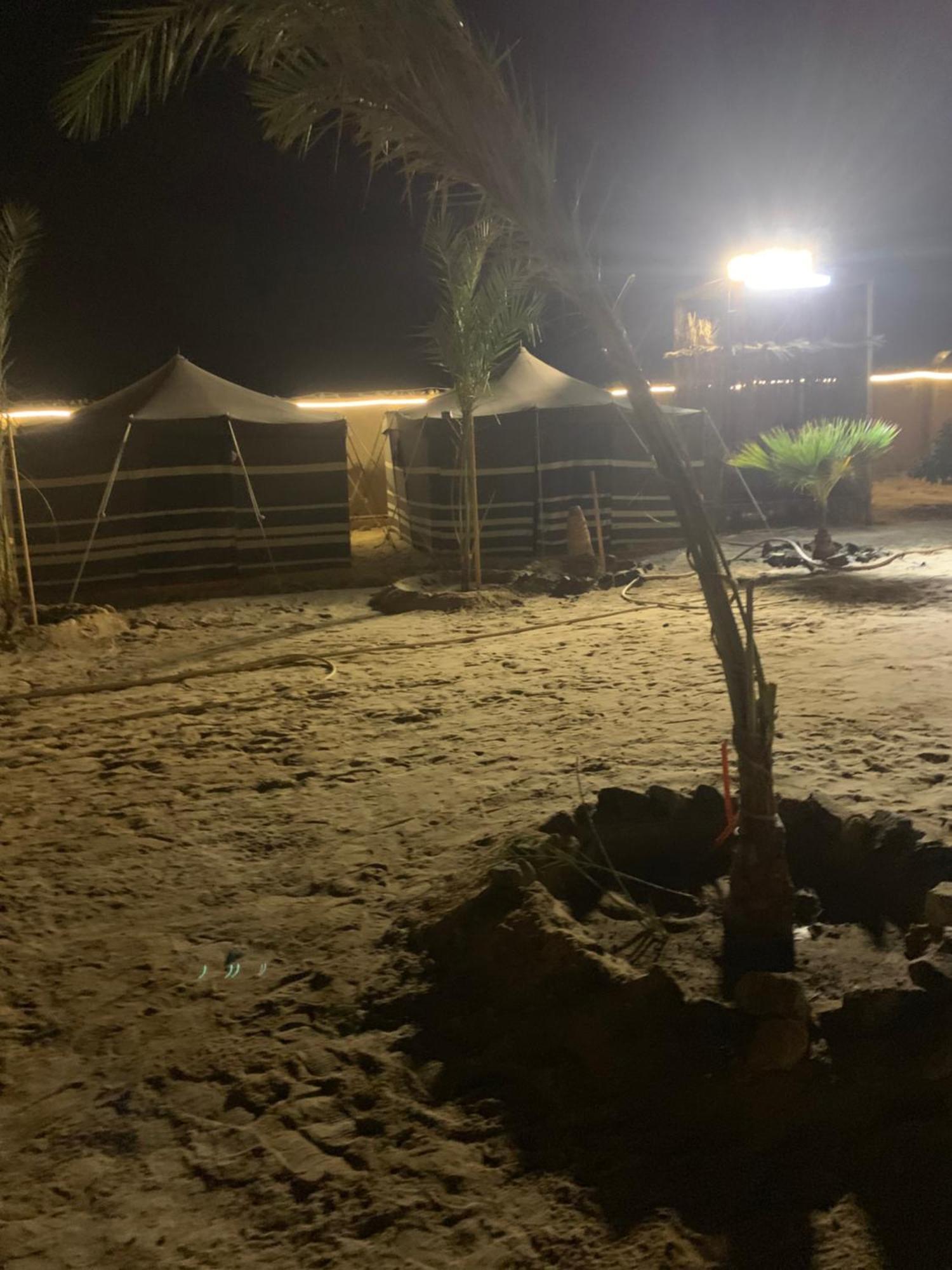 Royal Tours Permanent Camp Hotel Umm Lajj Ngoại thất bức ảnh